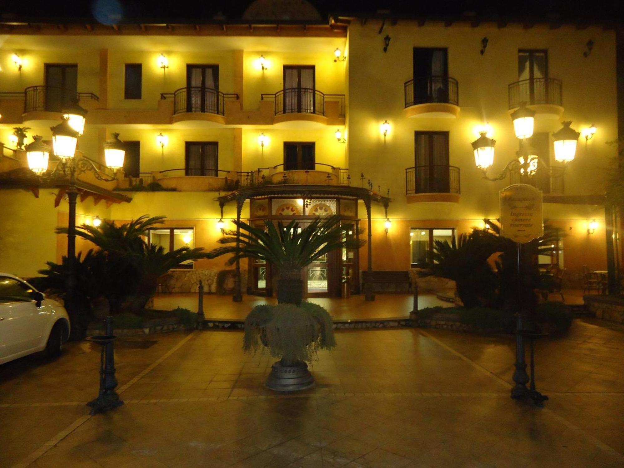 Hotel La Fayette Licola Exterior foto